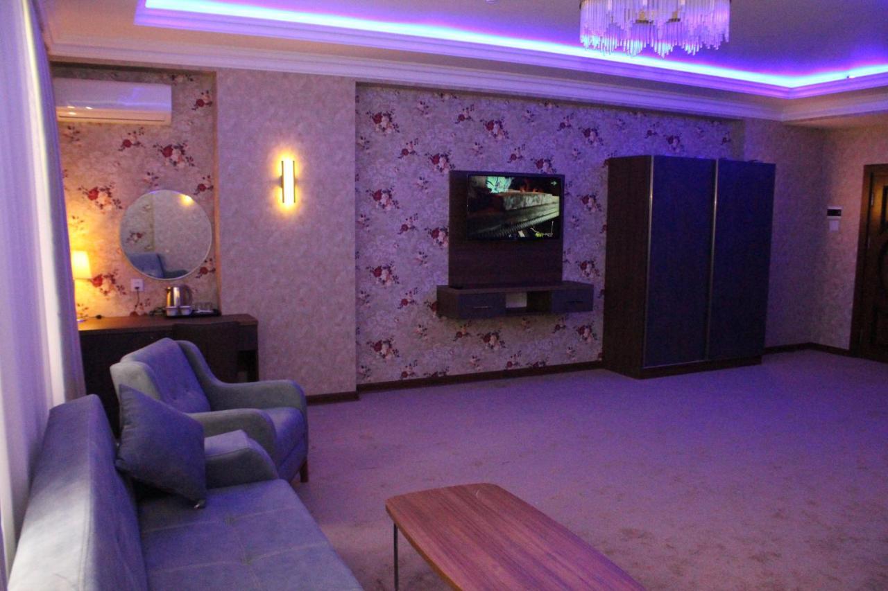 Royal Sapphire Hotel Baku Ngoại thất bức ảnh