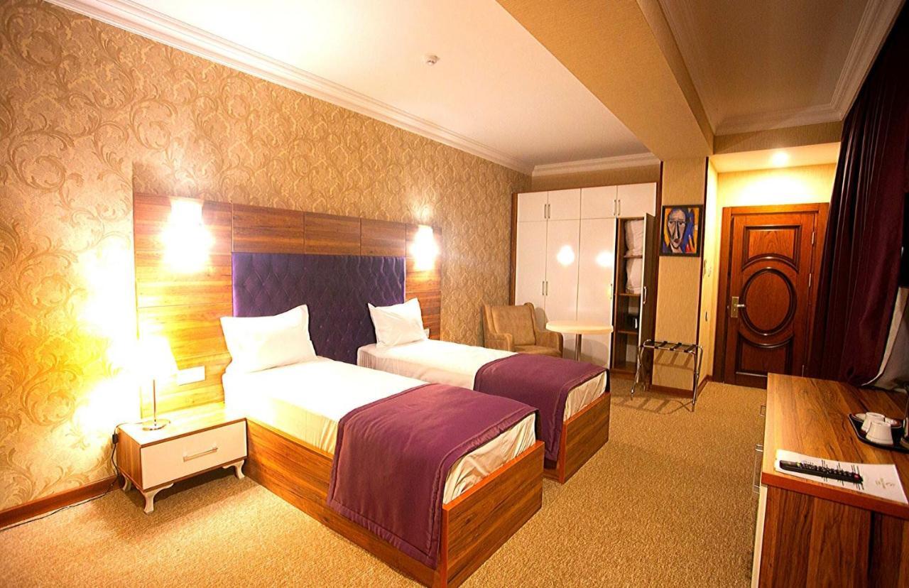 Royal Sapphire Hotel Baku Ngoại thất bức ảnh